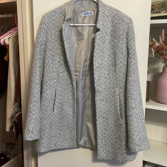 Grey jacket - Picture 3 of 4